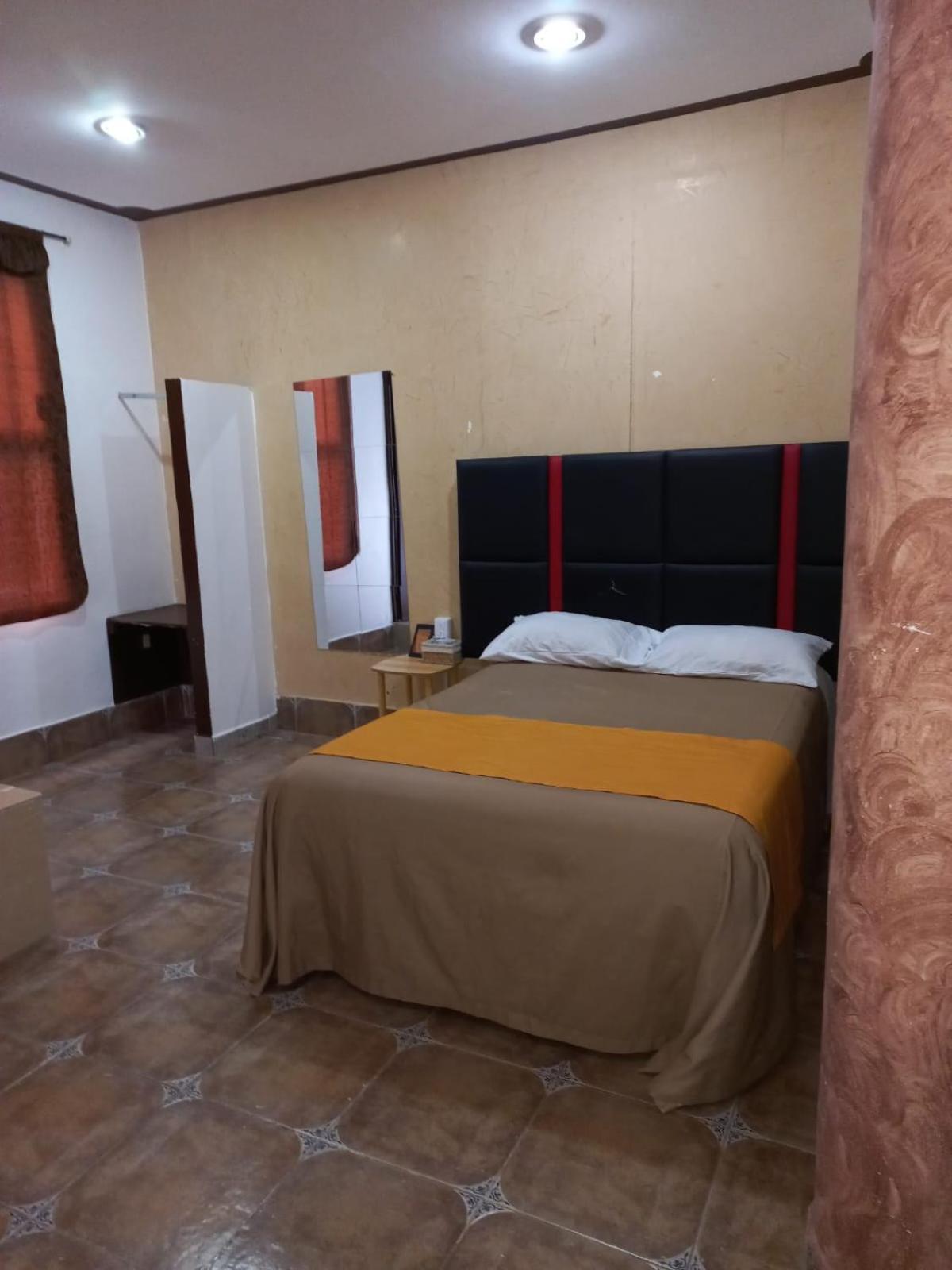 Hotel Alameda Maravatío Eksteriør bilde