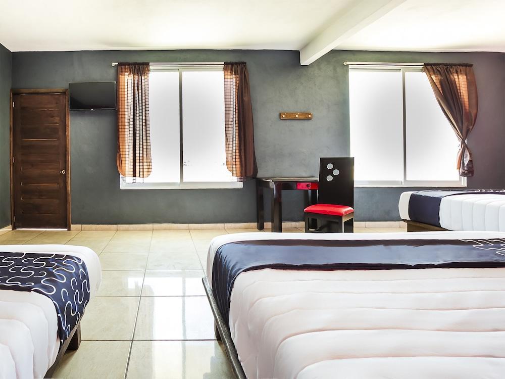 Hotel Alameda Maravatío Eksteriør bilde